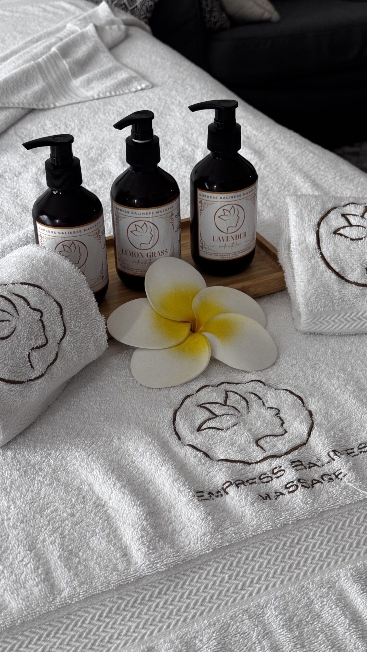 What Therapists Bring for a Home Service Massage Dubai
