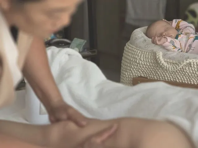 Postnatal massage for new mothers at home in Dubai