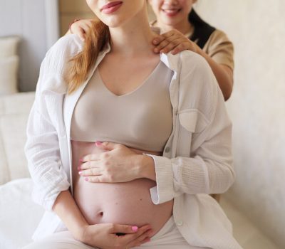 seated prenatal massage for highly pregnant woman in dubai